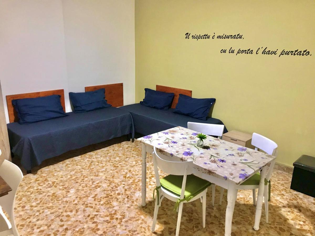 לינה וארוחת בוקר טרפאני Solemare מראה חיצוני תמונה